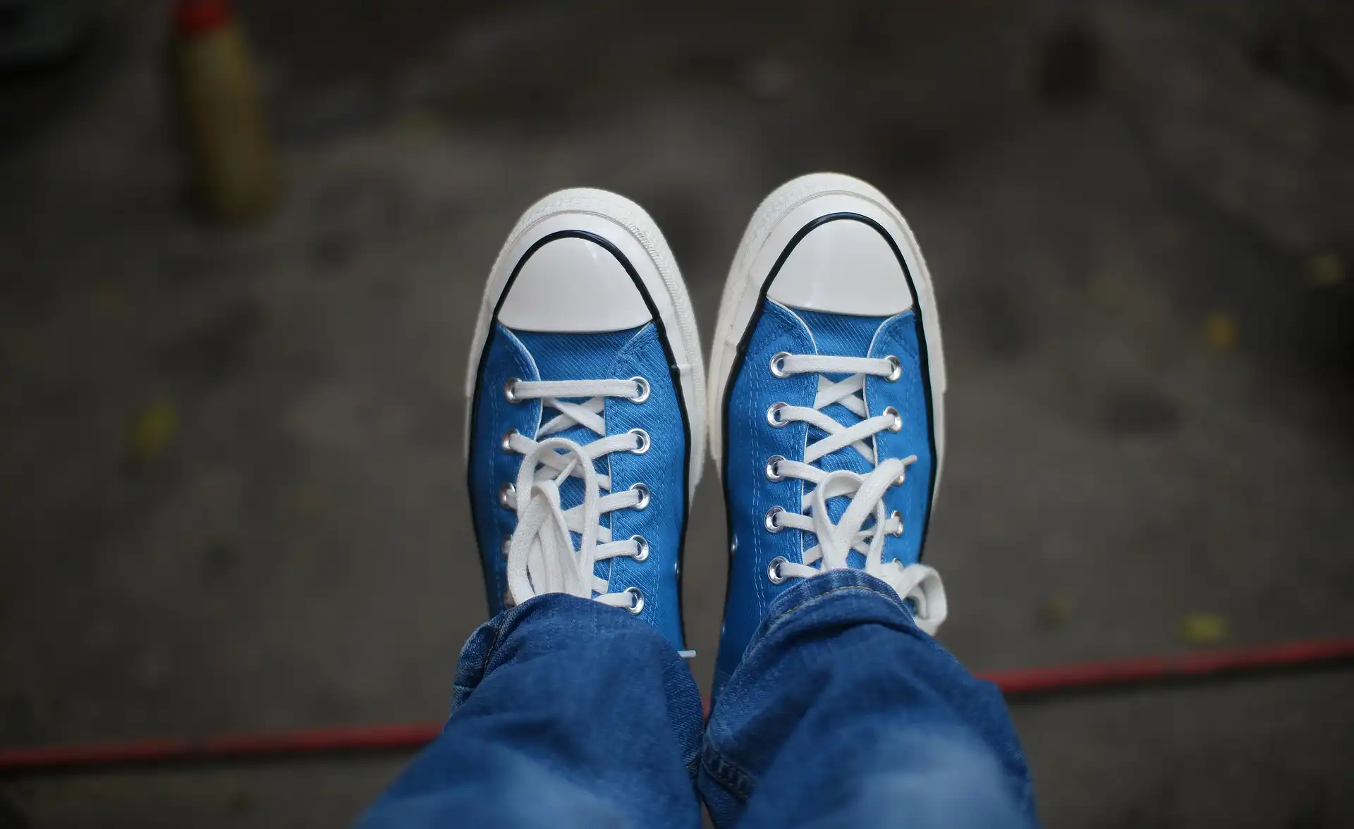 ¿Por qué se produce el mal olor en los pies?
