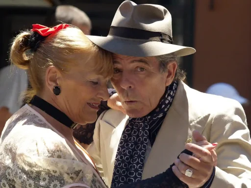 Cuidado pies y uñas en ancianos